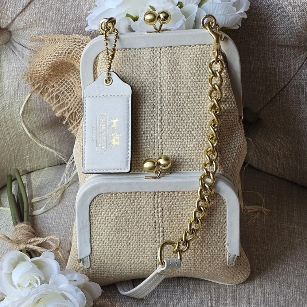 Coach Limited Edition Bleeker Street Double Kisslock Shoulder Bag ( 39 of 70 ) - Picture 1 of 16